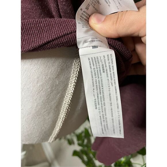 Abercrombie and Fitch 1892 Sweatshirt - Picture 5 of 5